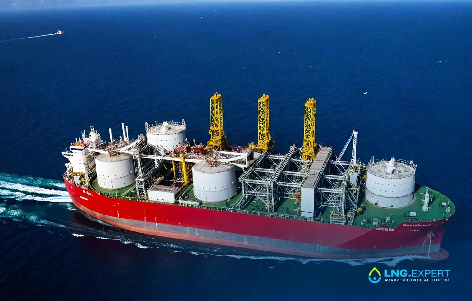 Eni построит плавучий СПГ-завод в Мозамбике